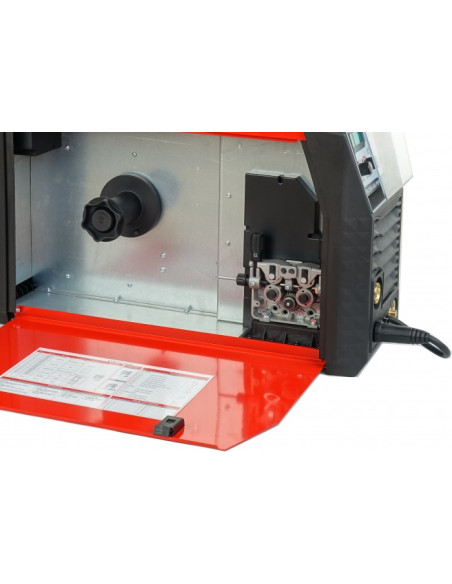 EXPERT MIG 250 4x4 PFC SYNERGIC